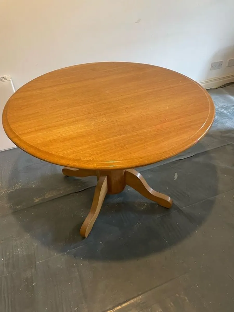 Dining table and chairs - Image 4