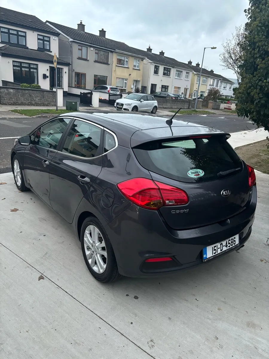 KIA CEED EX 1.6 ISG 5DR - Image 4