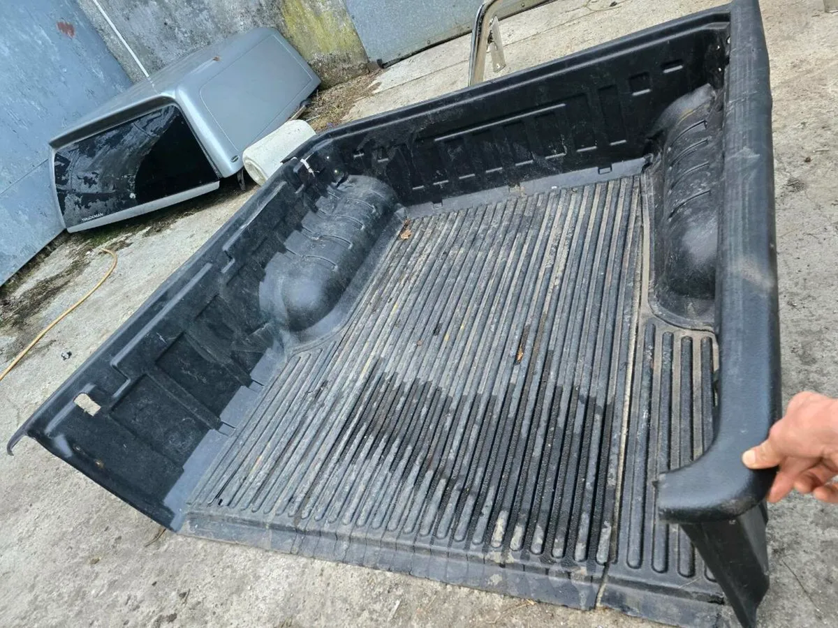 2015 Hilux bits - Image 4