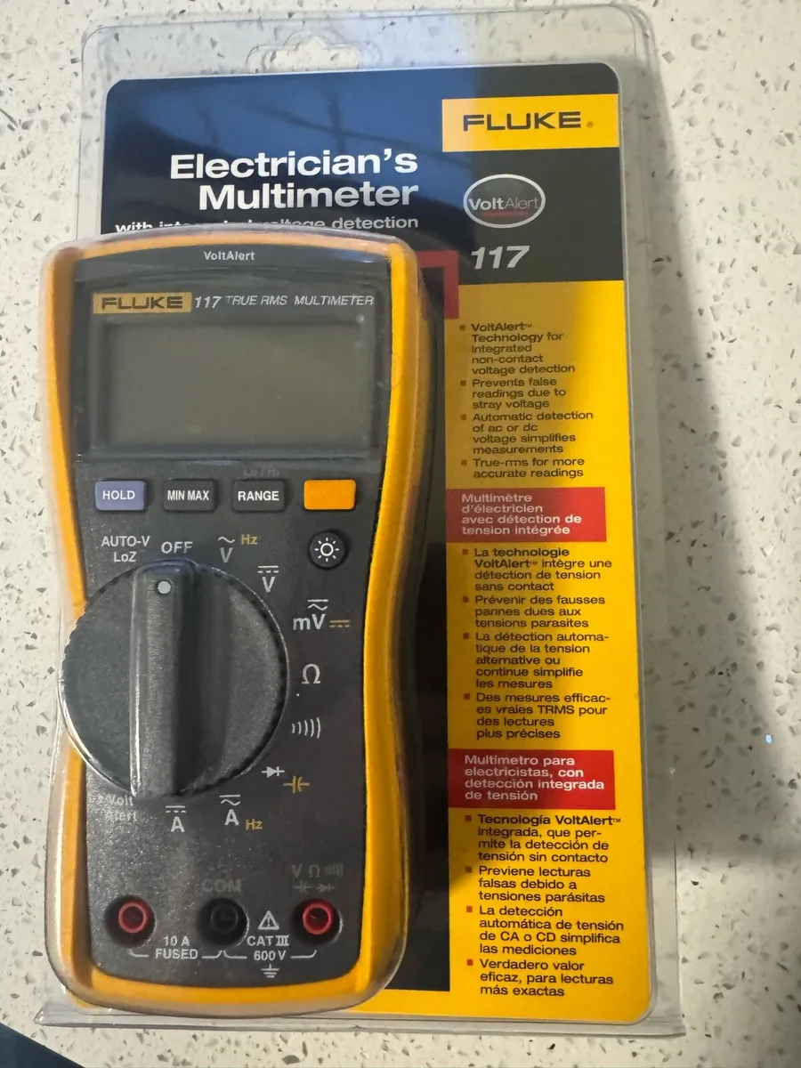 Fluke 117 electrician multimeter - Image 1