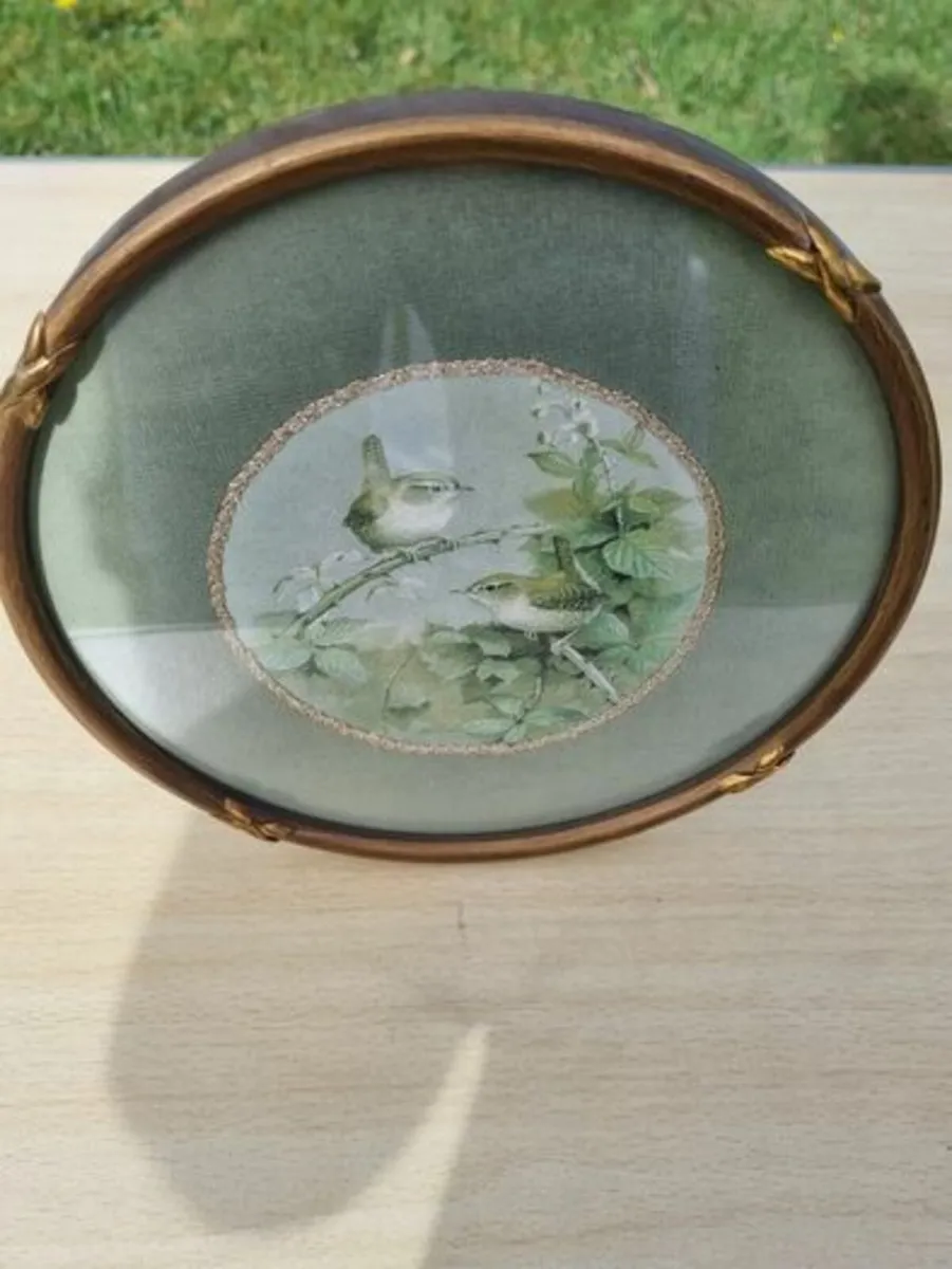 Vintage Picture of two birds in a metal frame - Image 3