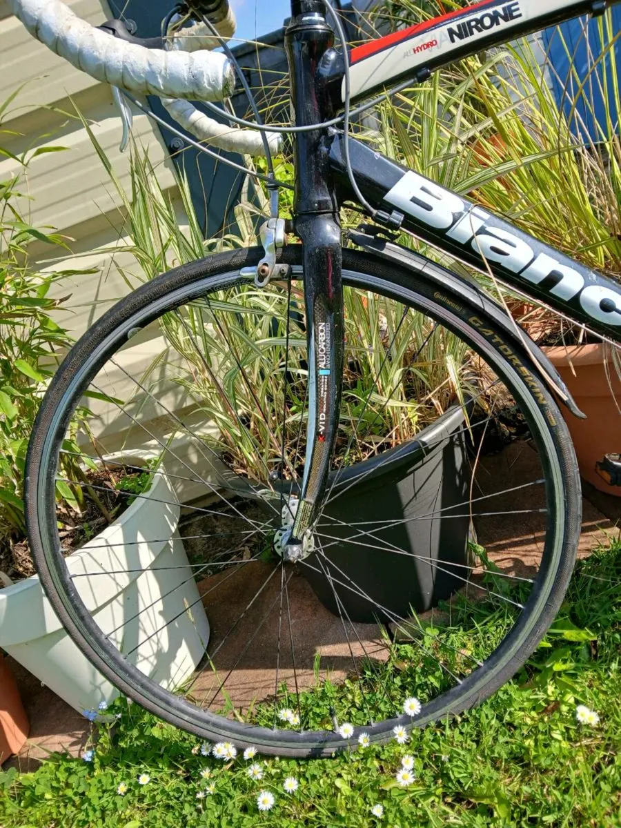 Racing bike - Image 3