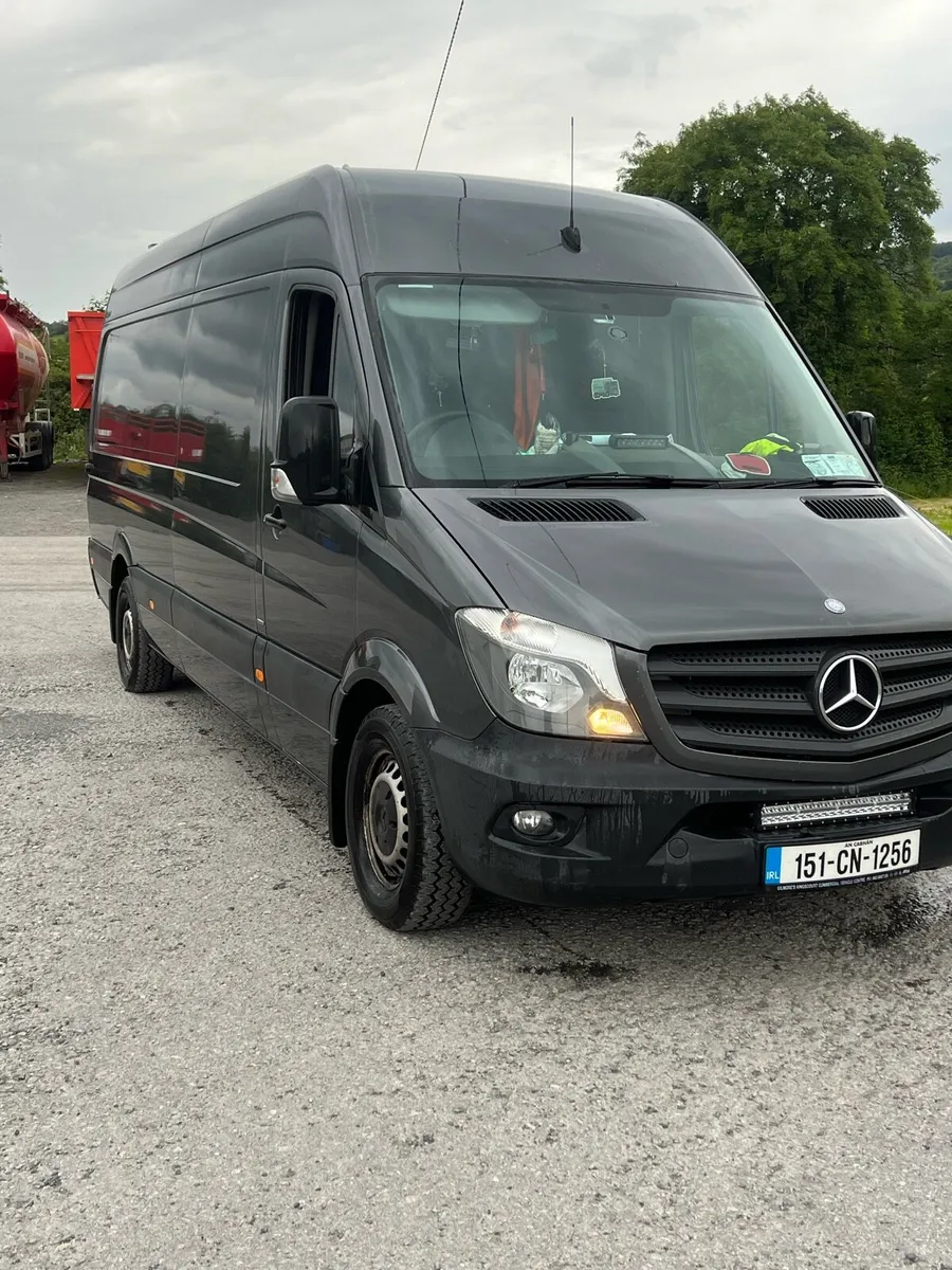 Mercedes sprinter lwb 319 - Image 1