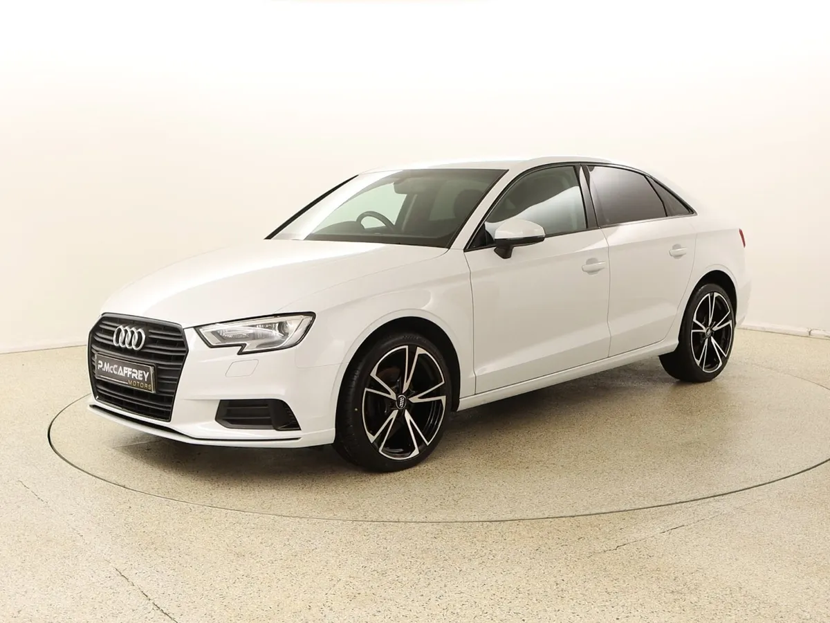 17 Audi A3 1.6 TDI 110PS SPORT SALOON BLACK ED AUT - Image 3