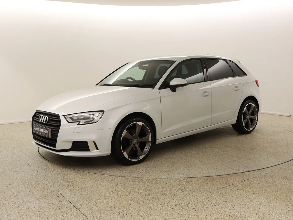 2016 Audi A3 1.6 TDI 110PS SPORT BLACK EDITION STY - Image 3
