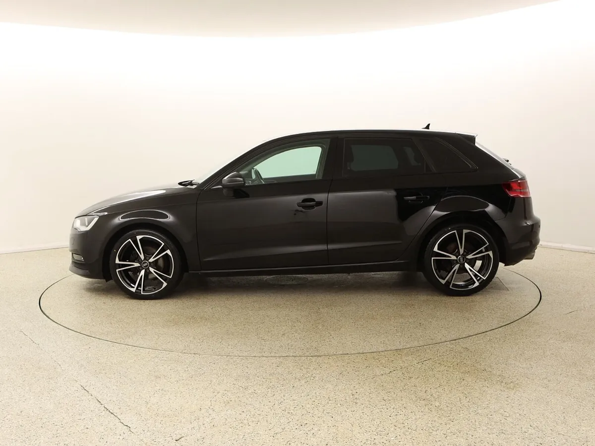 2016 Audi A3 2.0 TDI 150PS SPORT BLACK EDITION STY - Image 4