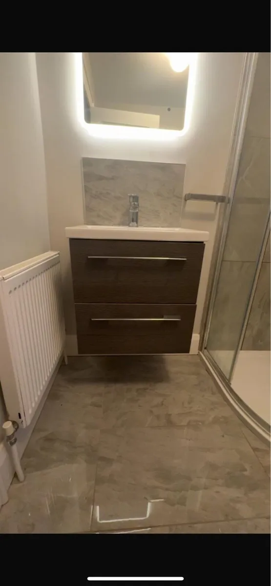 Vanity unit & Mirror - Image 3