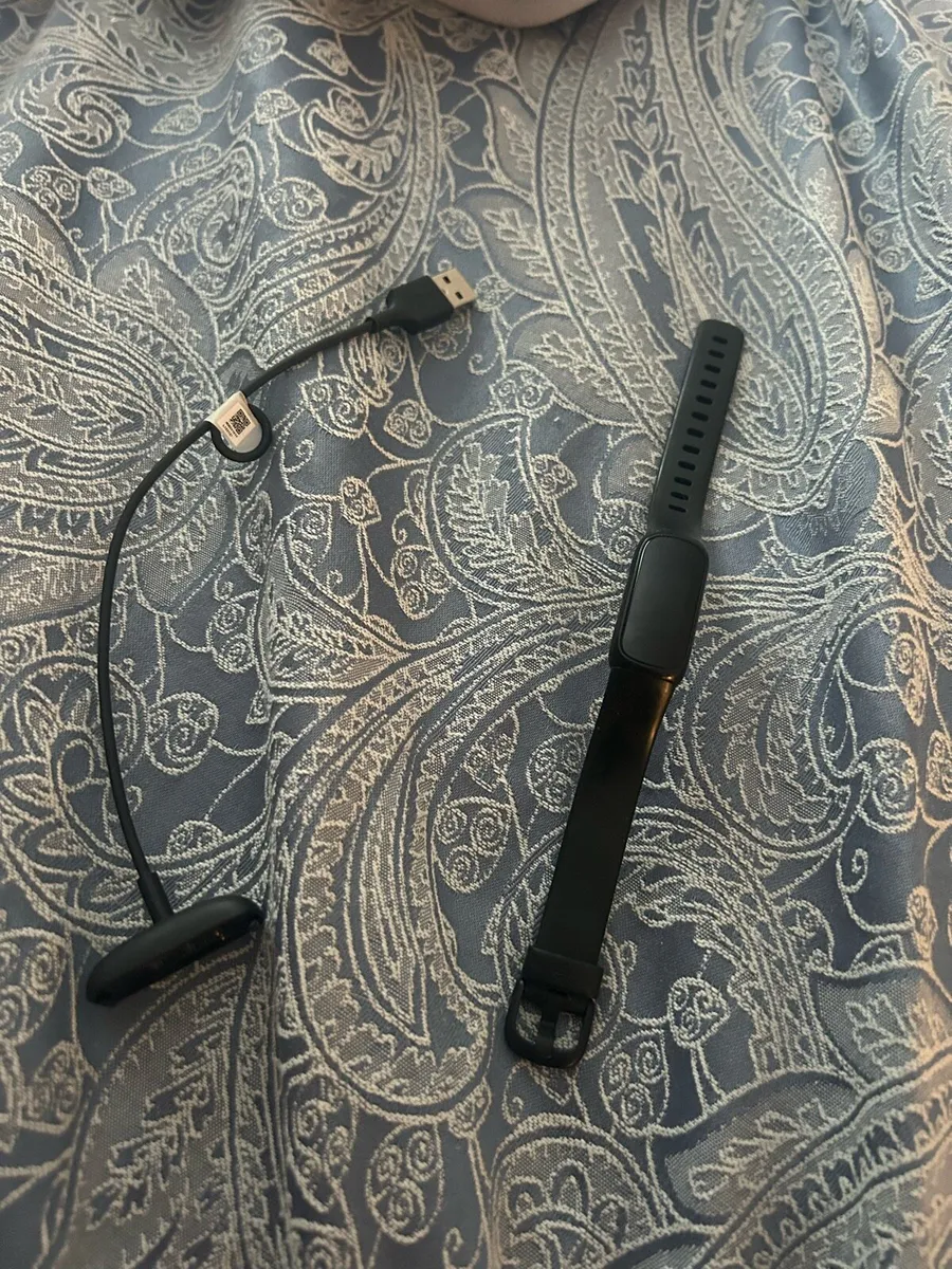 Fitbit inspire 3 - Image 1