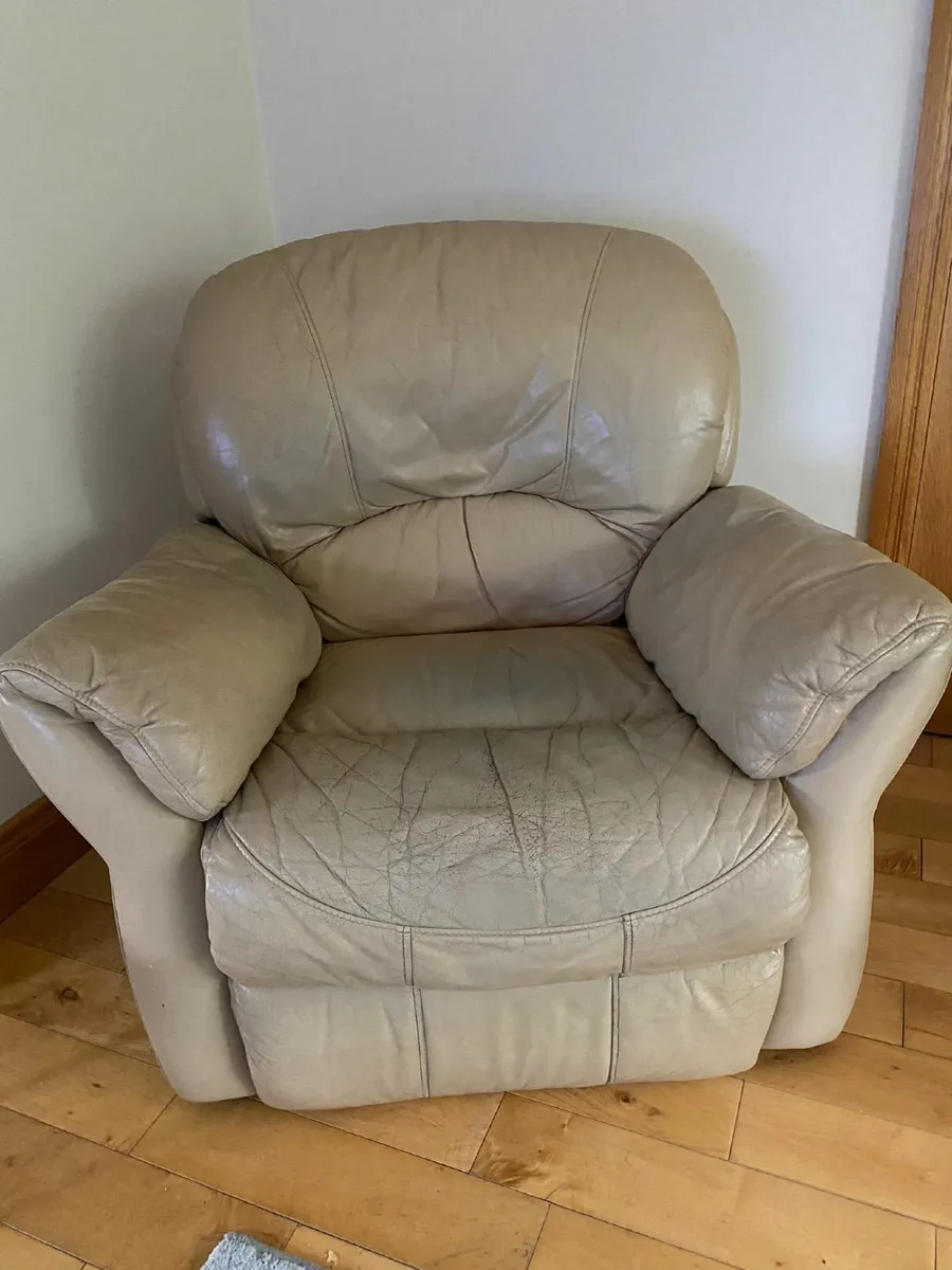 SOFA 3-2-1  Biege Leather Electric Recliners - Image 4