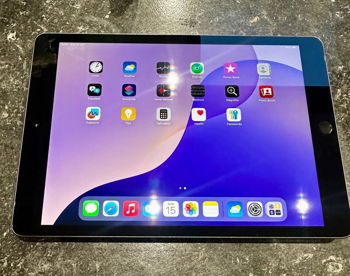 iPad 8th Gen - Image 2