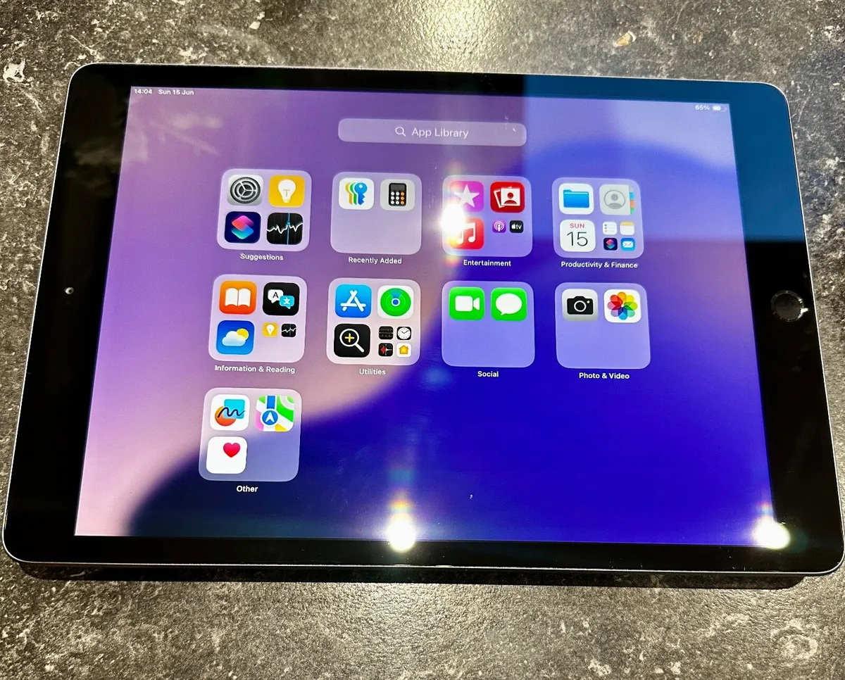 iPad 8th Gen - Image 3