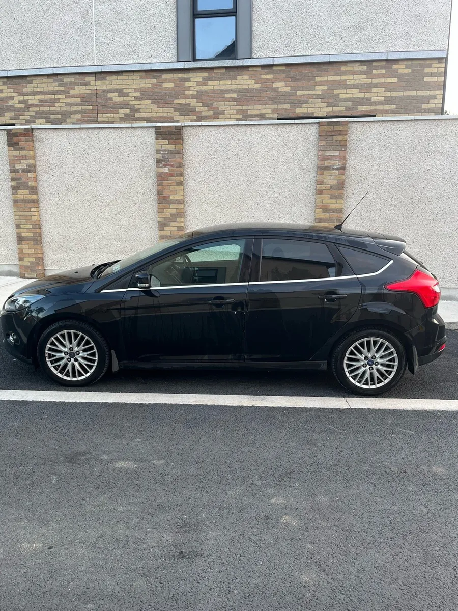 131 Ford Focus ZETEC S, NCT & Tax - Image 1