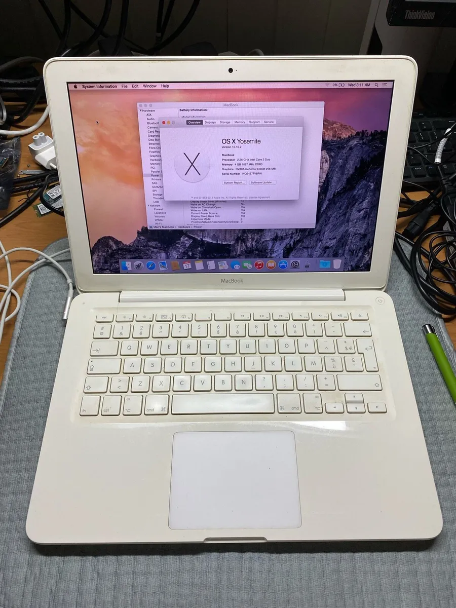 Old MacBook 13 for sale - Image 1