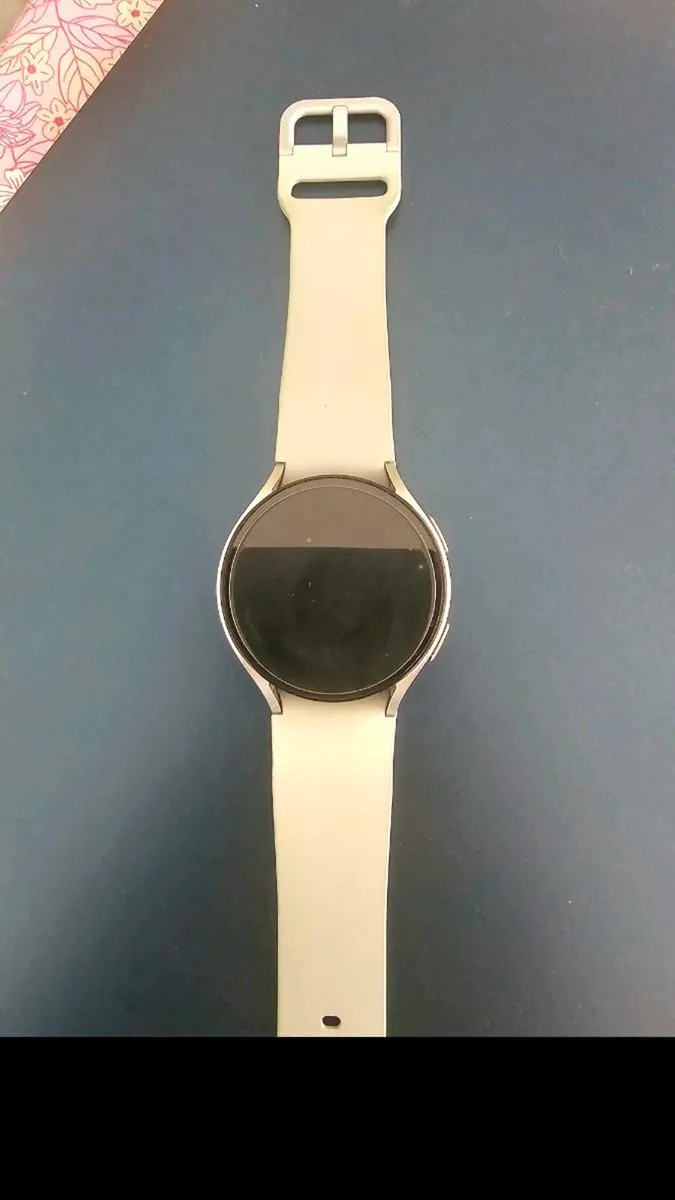 Samsung galaxy watch 6 44mm 4G LTE - Image 1