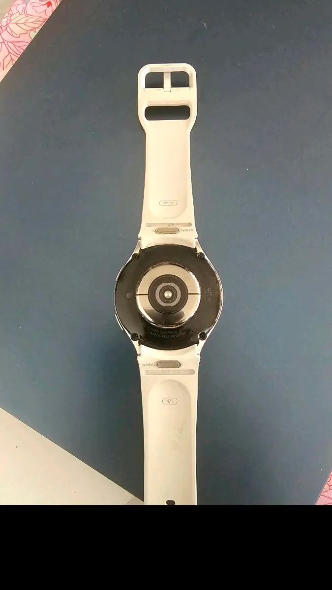 Samsung galaxy watch 6 44mm 4G LTE - Image 2