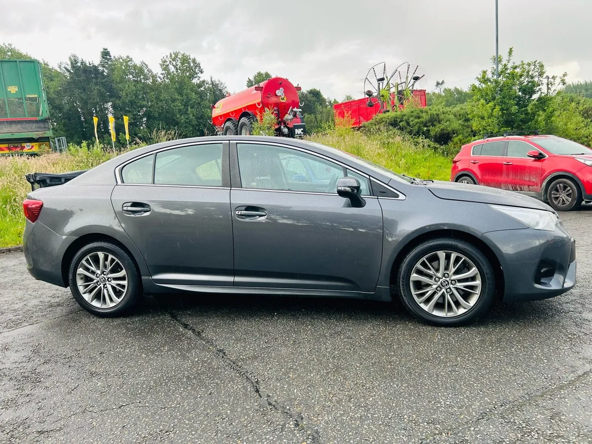 TOYOTA AVENSIS 2.0 D4D. LUNA NCT 07/26 - Image 2