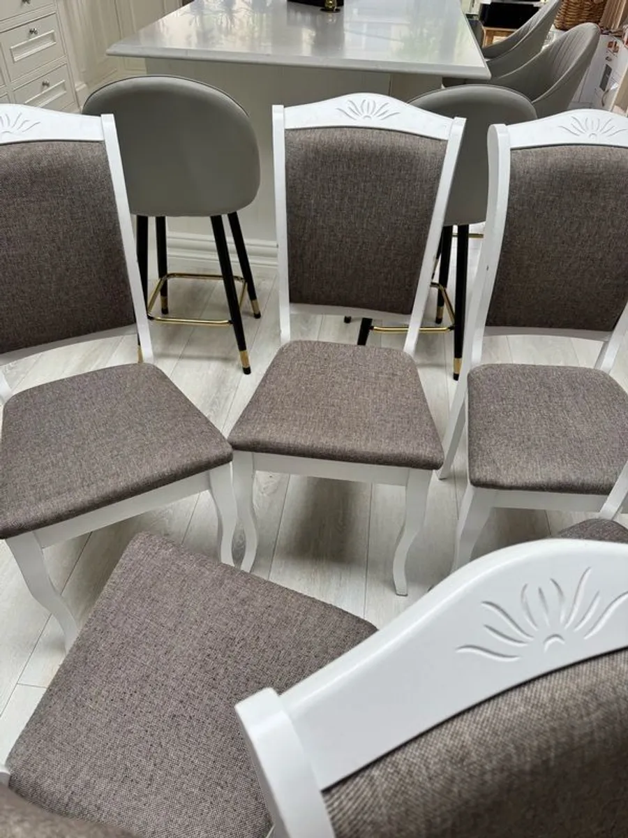 chairs - Image 2
