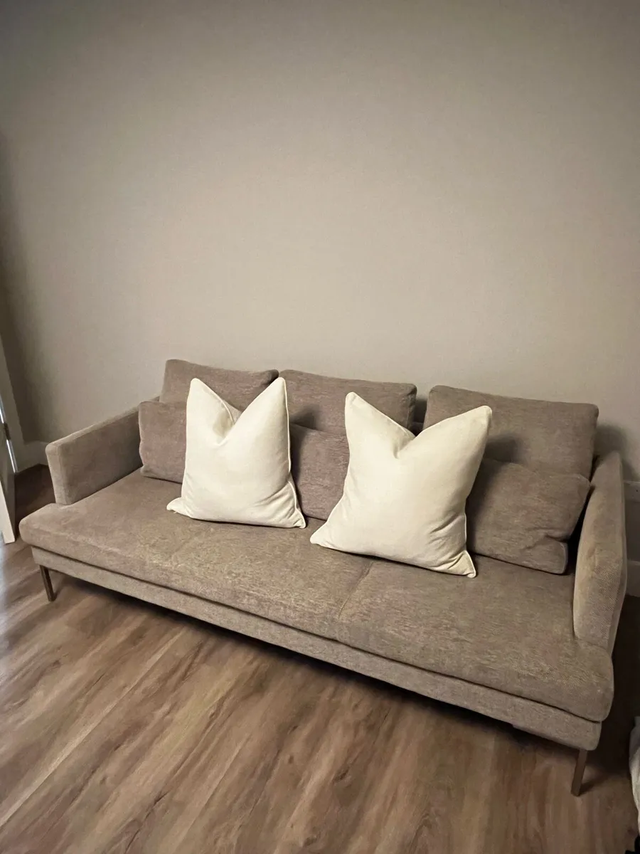 BO concept sofa - Image 2