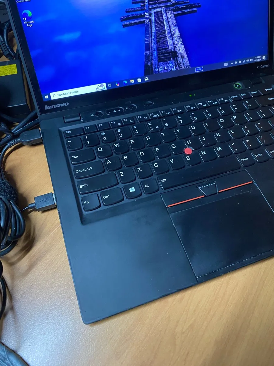 Lenovo X1 Carbon i7 8gb 256 ssd win 10 - Image 3