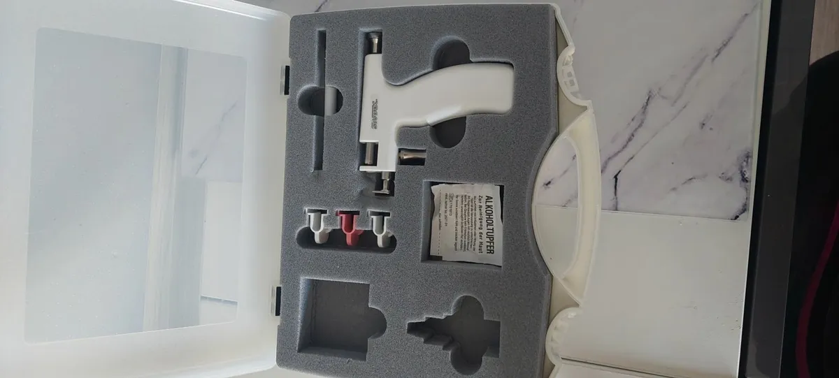 Ear piercing gun - Image 3