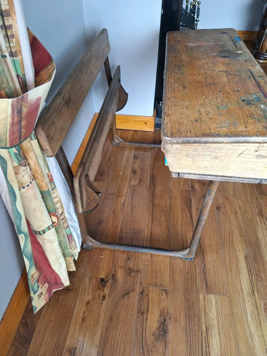 Old school desk - Image 3
