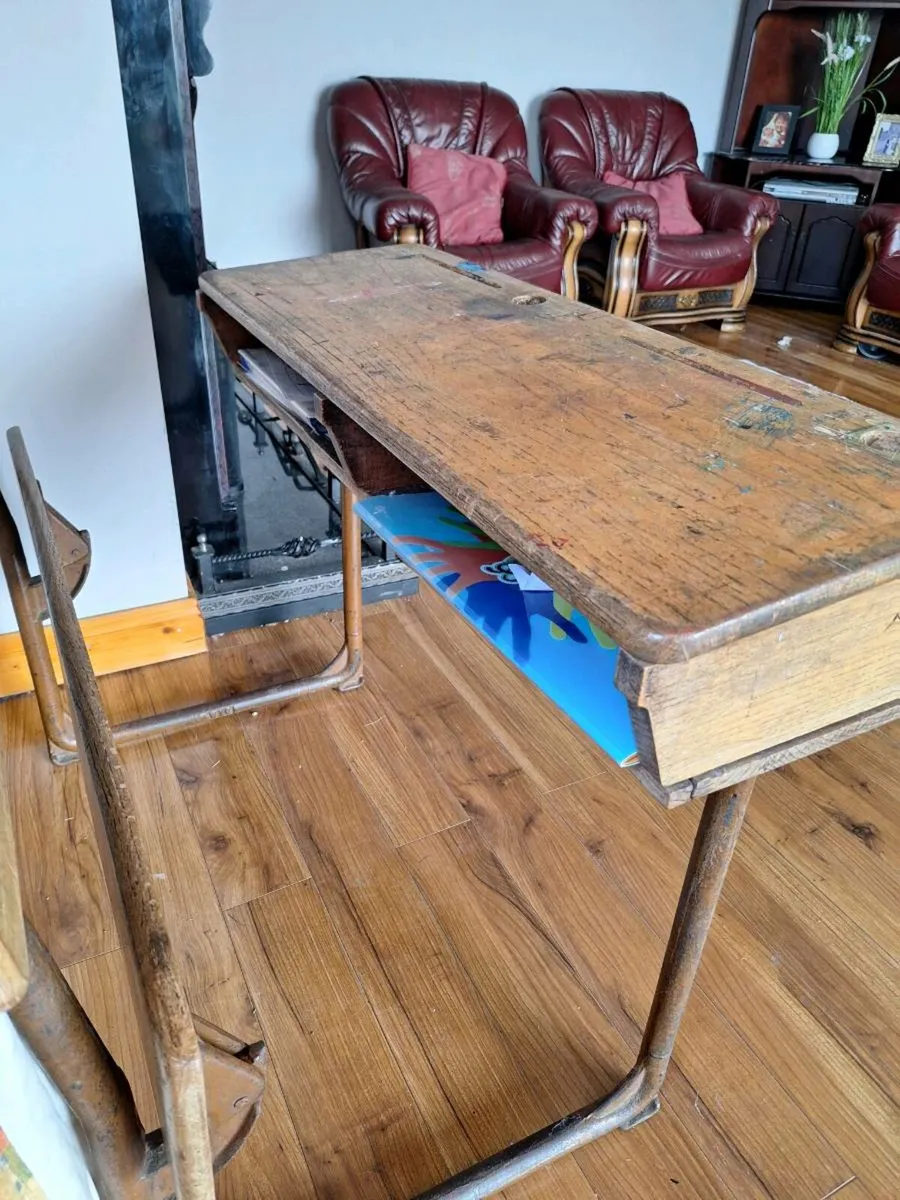 Old school desk - Image 4
