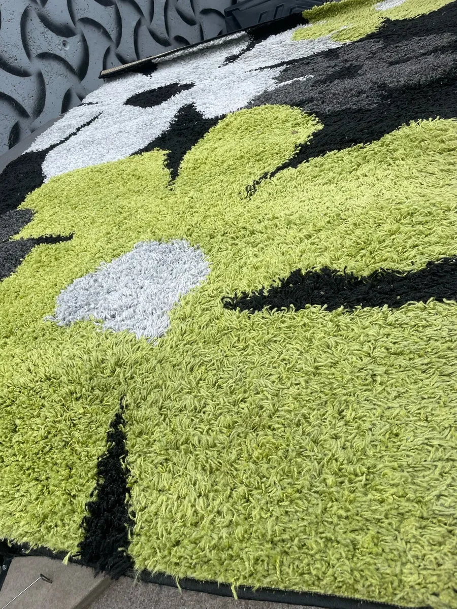 Large carpet - Image 3