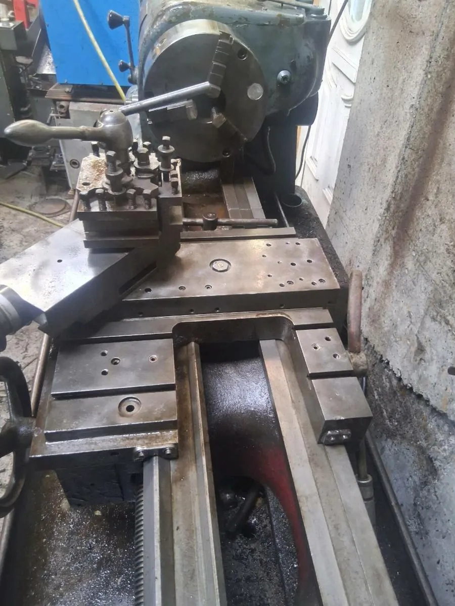 Colchester lathe - Image 3