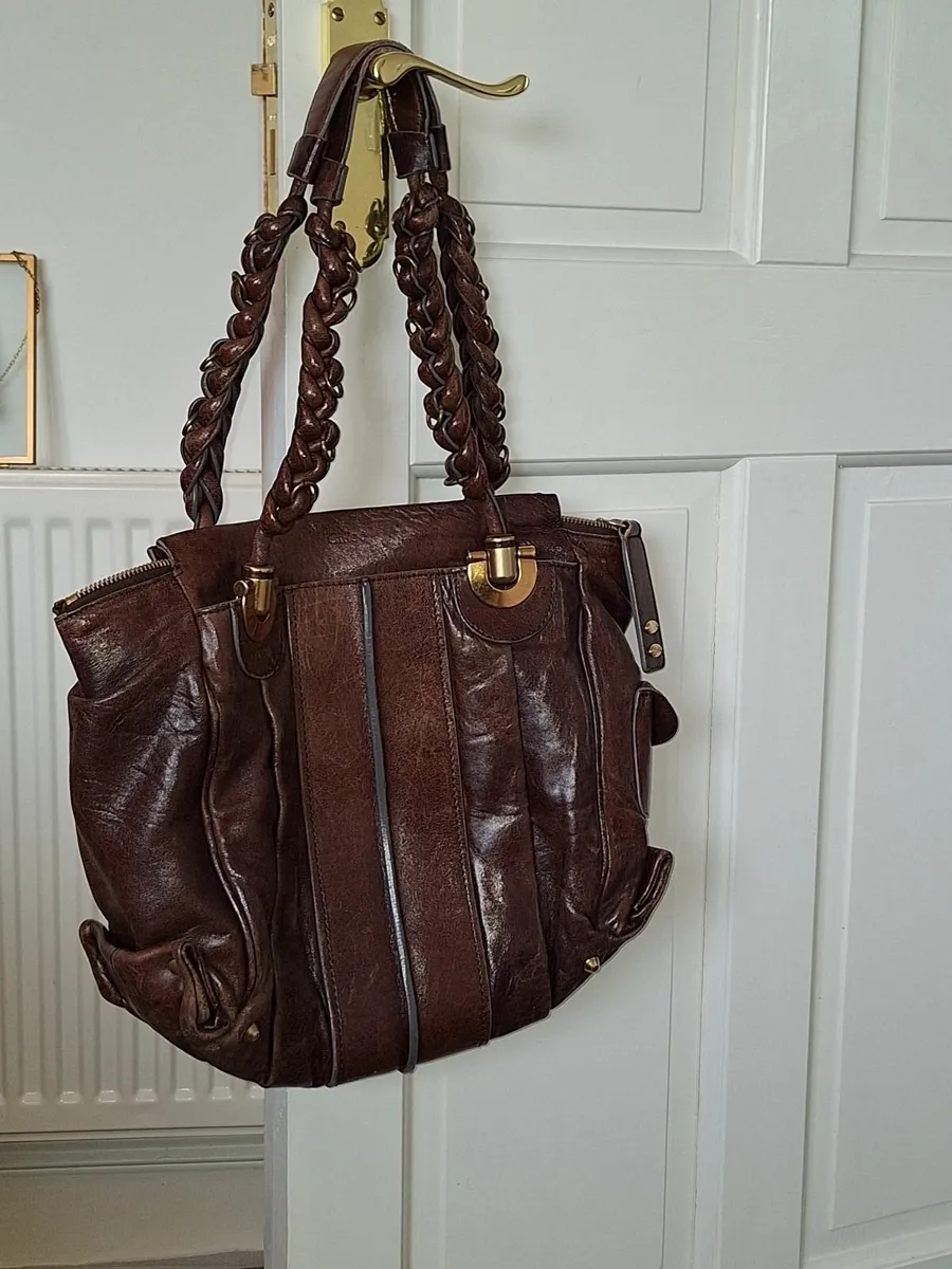 Chloe genuine handbag - Image 4