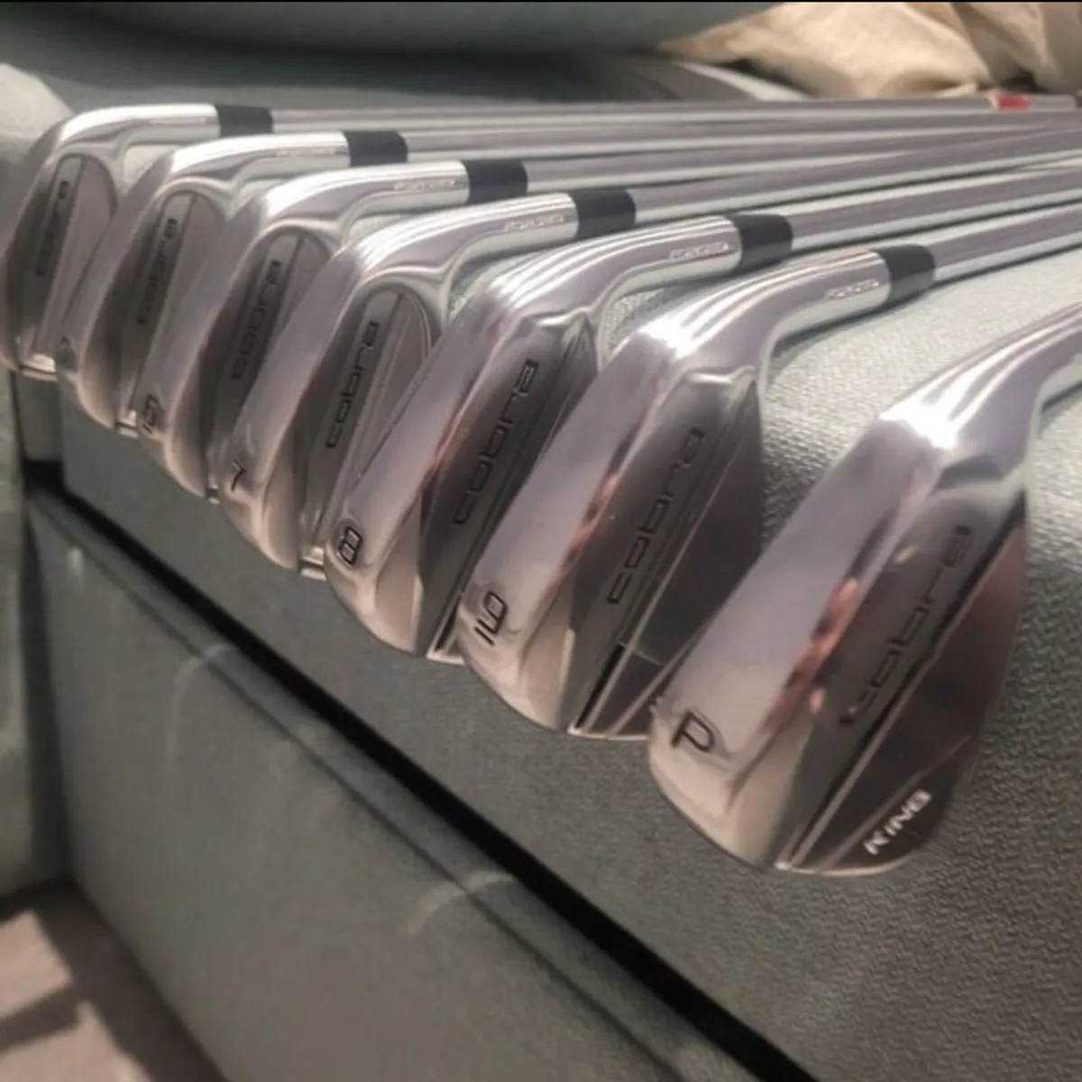 2025 cobra CB/MB 4-pw like new - Image 3
