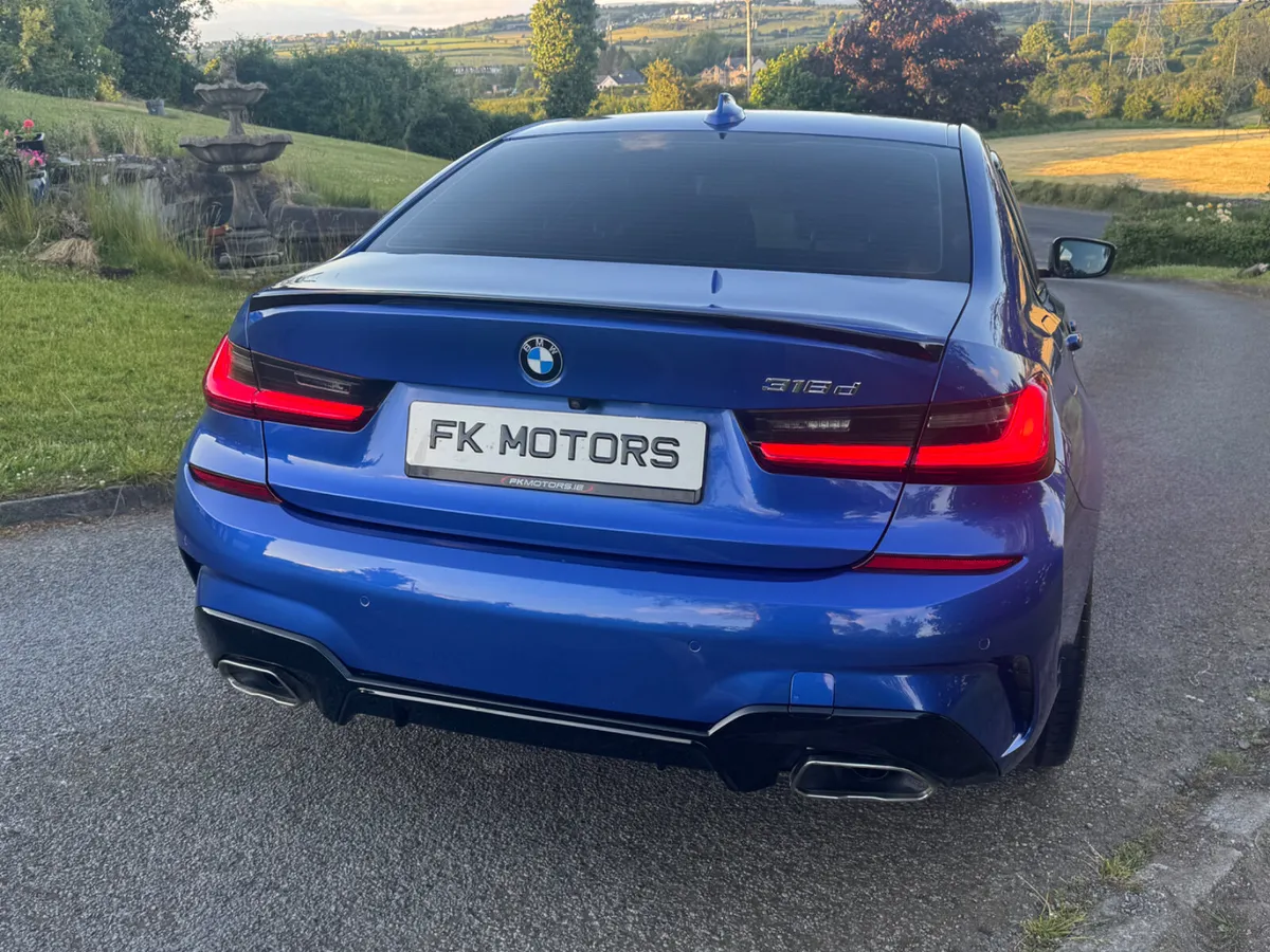 BMW 3-Series 2019 m sport - Image 2