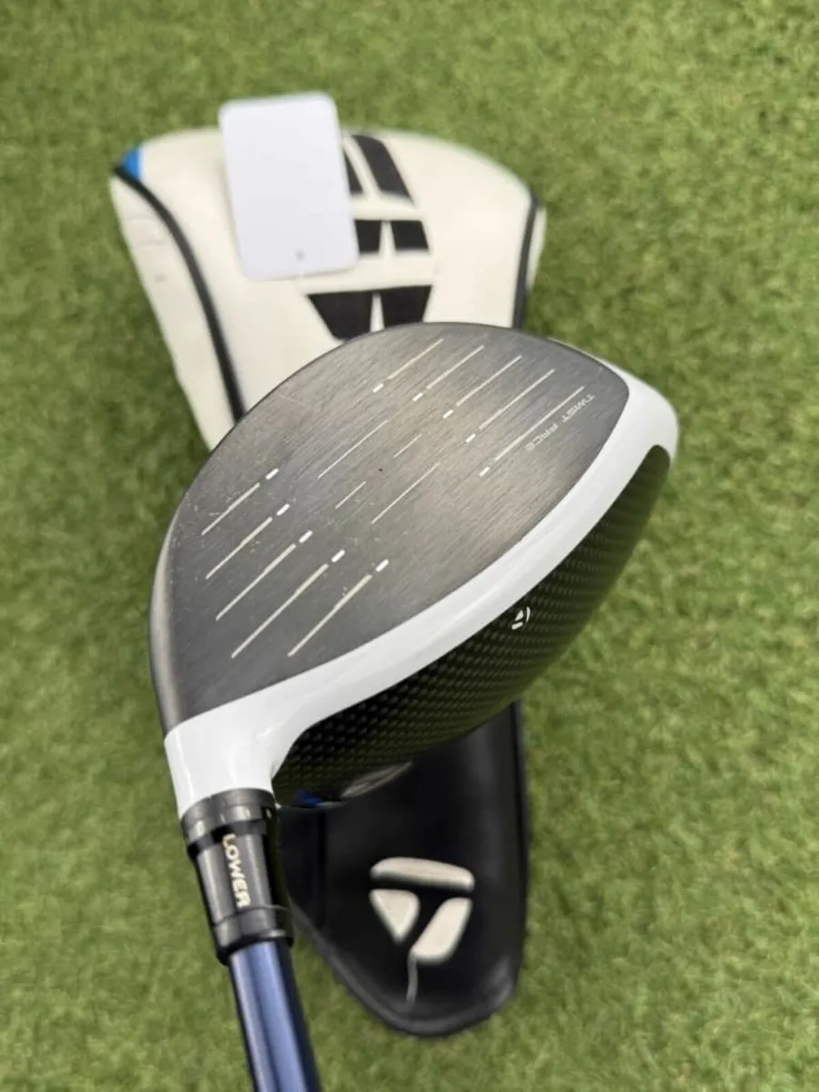 TAYLORMADE SIM 2 MAX-D DRIVER / 10.5° / REGULAR - Image 4