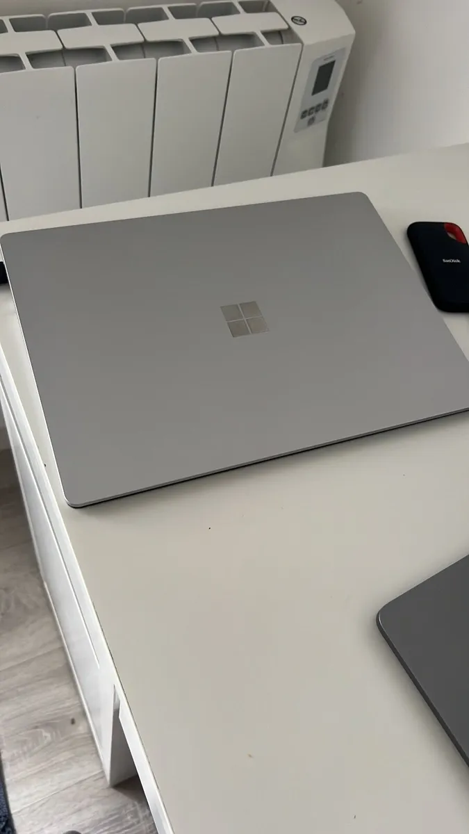 Microsoft Surface Laptop 4 – 13.5” | Ryzen 5 | 16G - Image 1