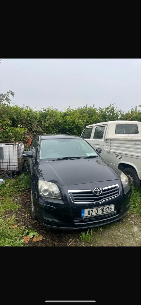 Toyota avensis breaking - Image 2