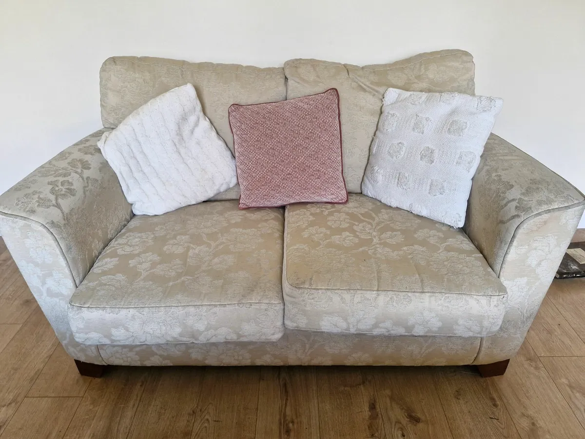 2 Couches - Image 1