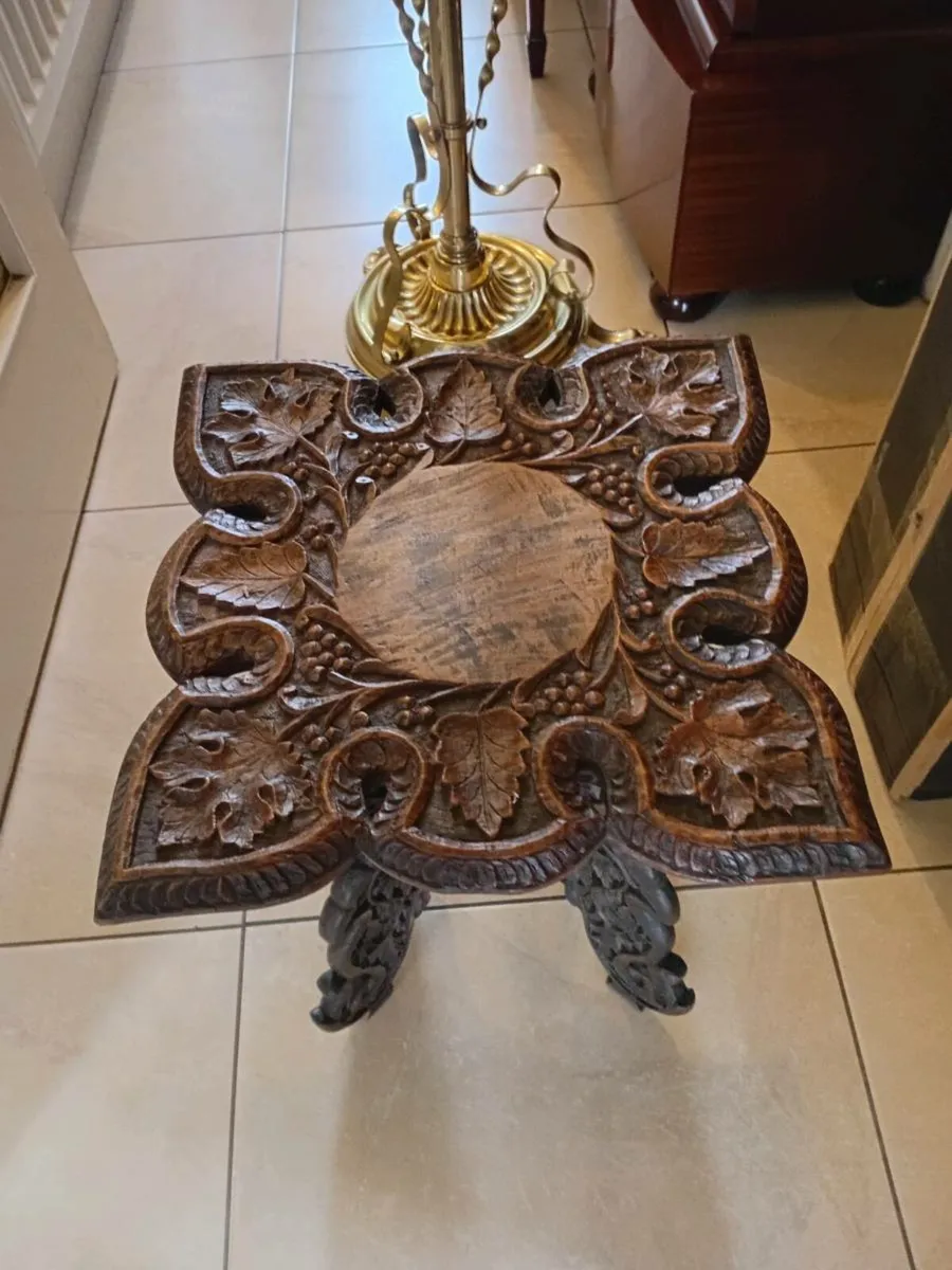 table - Image 4