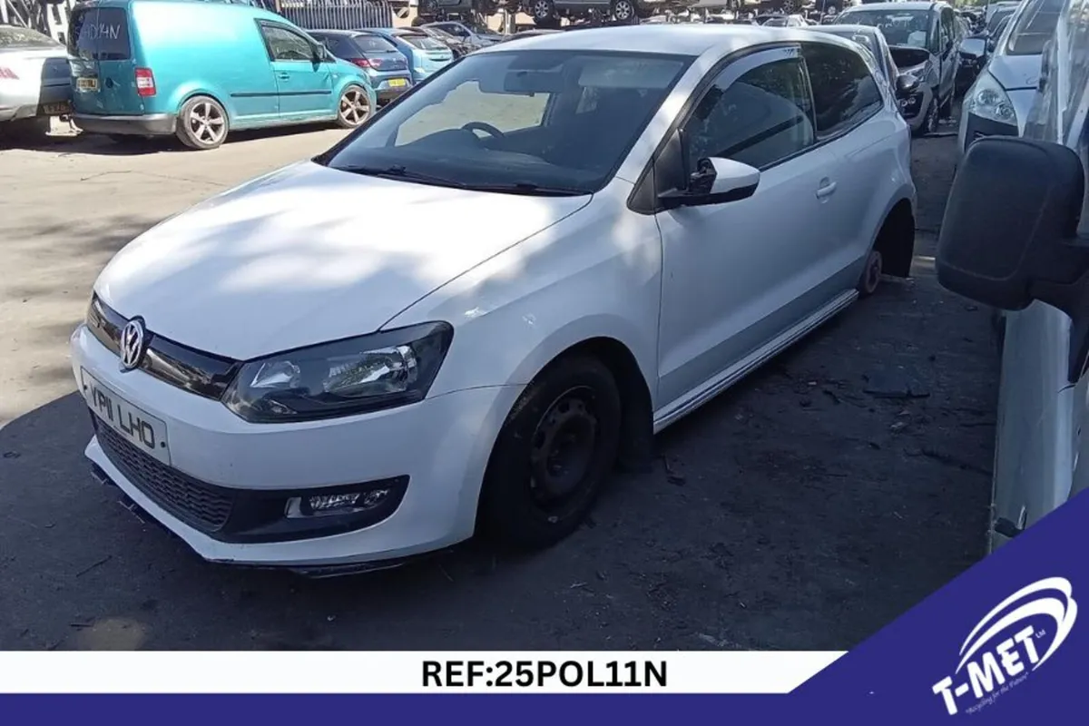 2011 VOLKSWAGEN POLO BREAKING FOR PARTS - Image 2