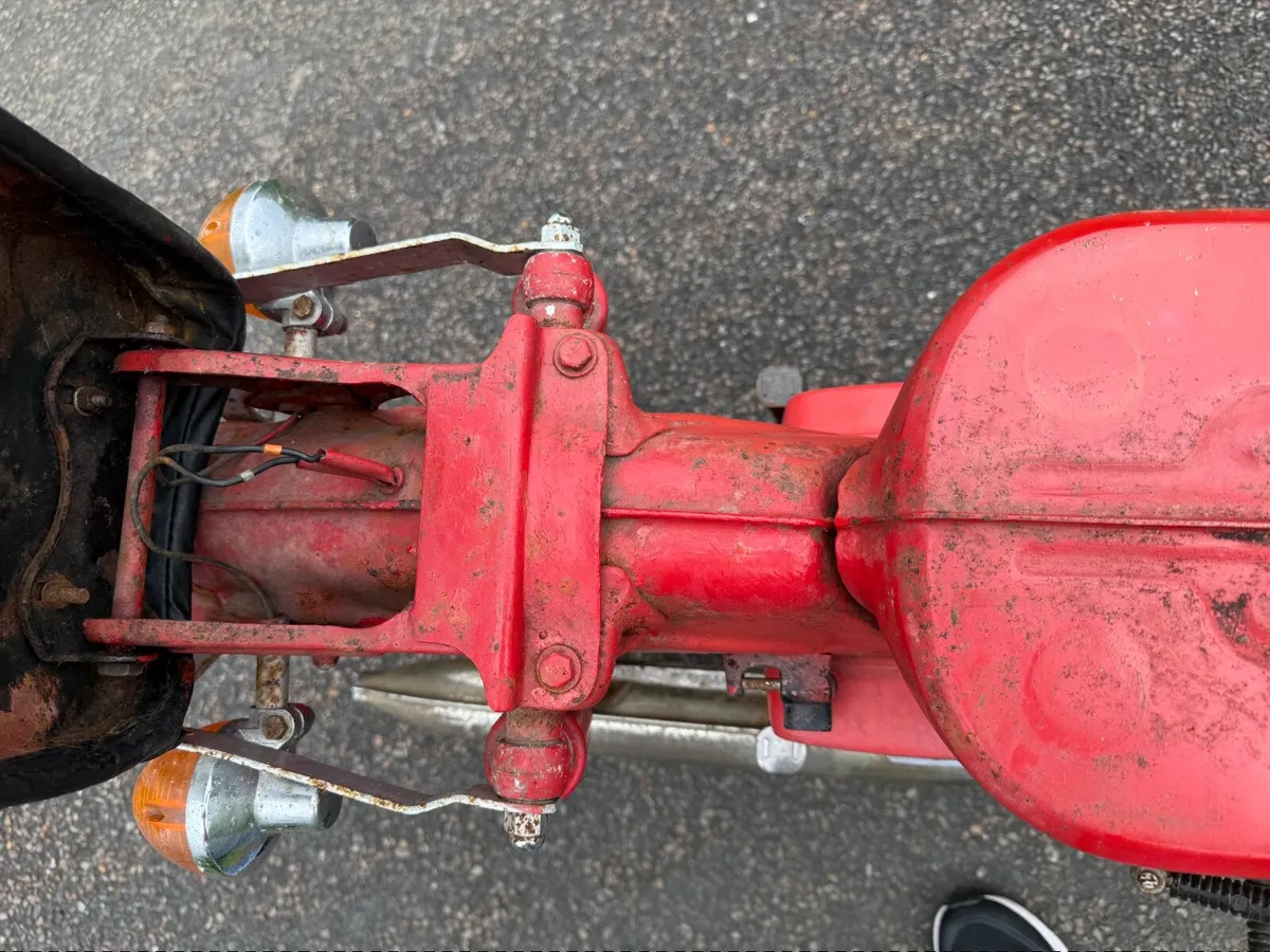 Honda c90 1982 - Image 4