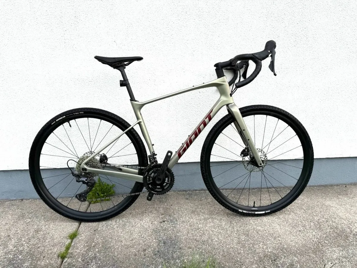 Giant Revolt Advanced 2 Gravel bike - 1 Month old - Image 1