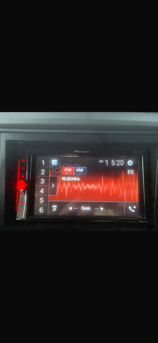 Pioneer touchscreen media - Image 3