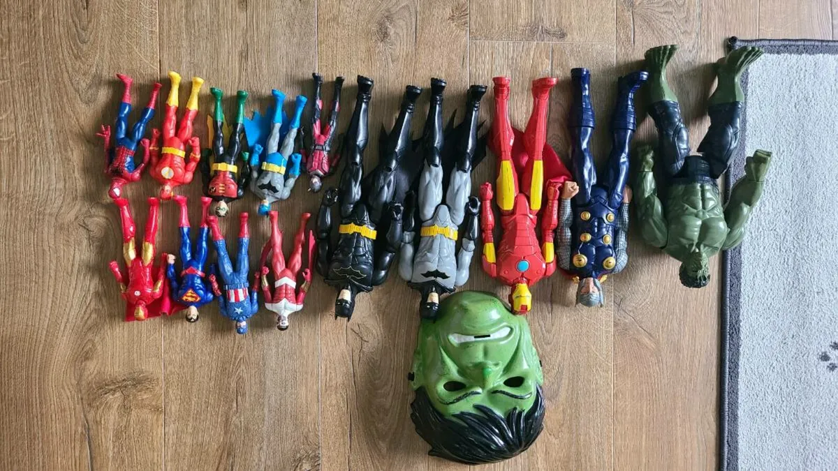 Superheroes toy bundle