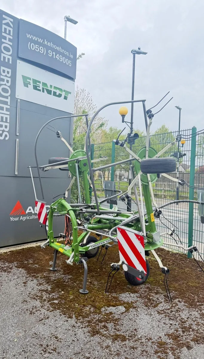 New Fendt Twister 5204 Tedder - €8,150 + VAT - Image 1