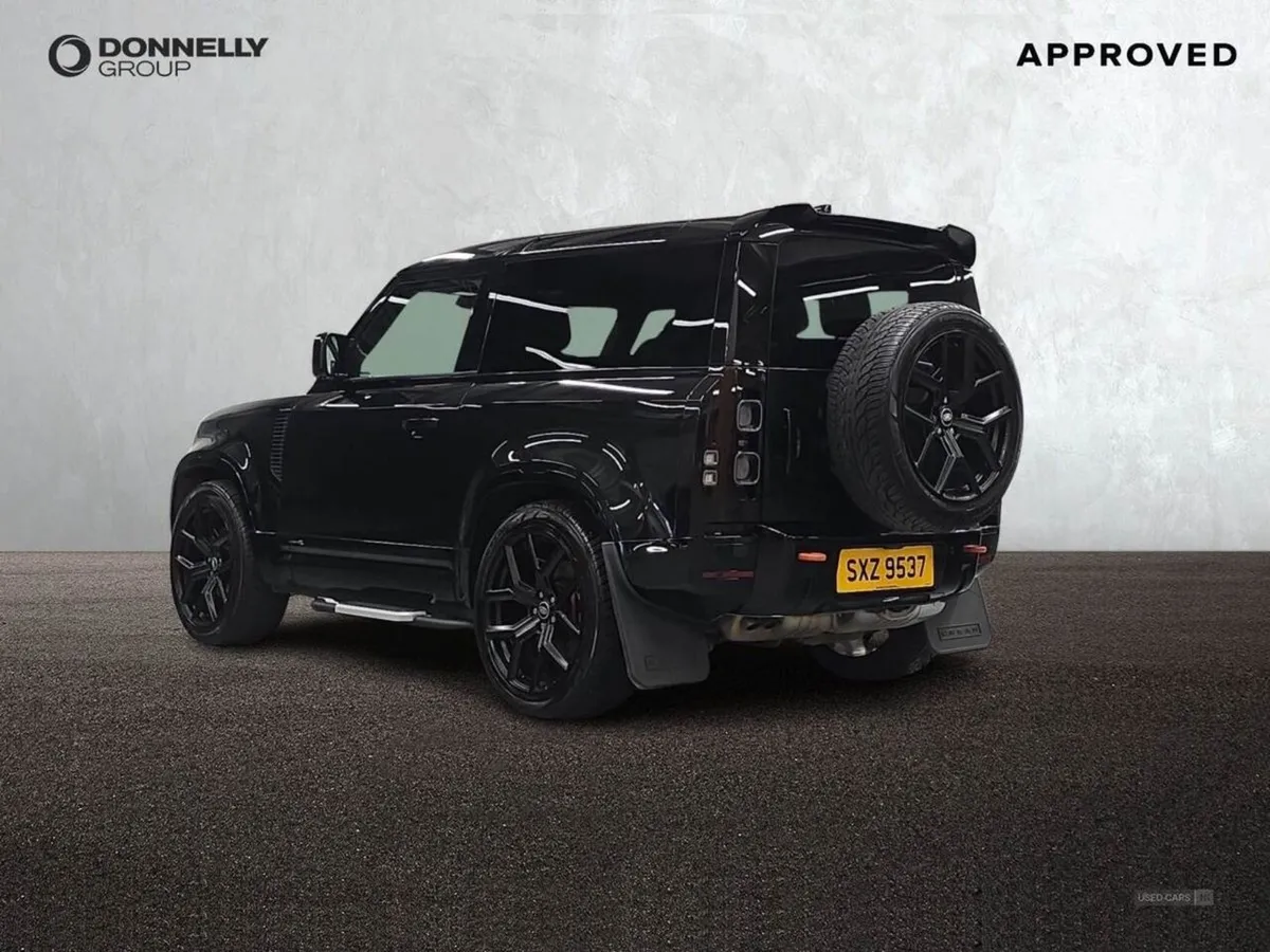 Land Rover Defender 3.0 D300 X 90 3dr Auto - Image 2