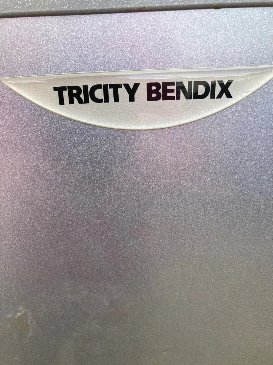 Fridge freezer - Image 4