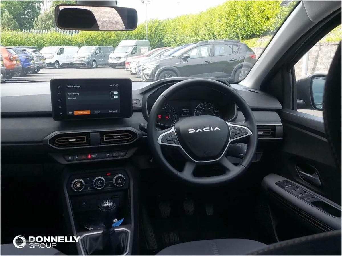 Dacia Sandero Stepway 1.0 TCe Extreme 5dr - Image 4