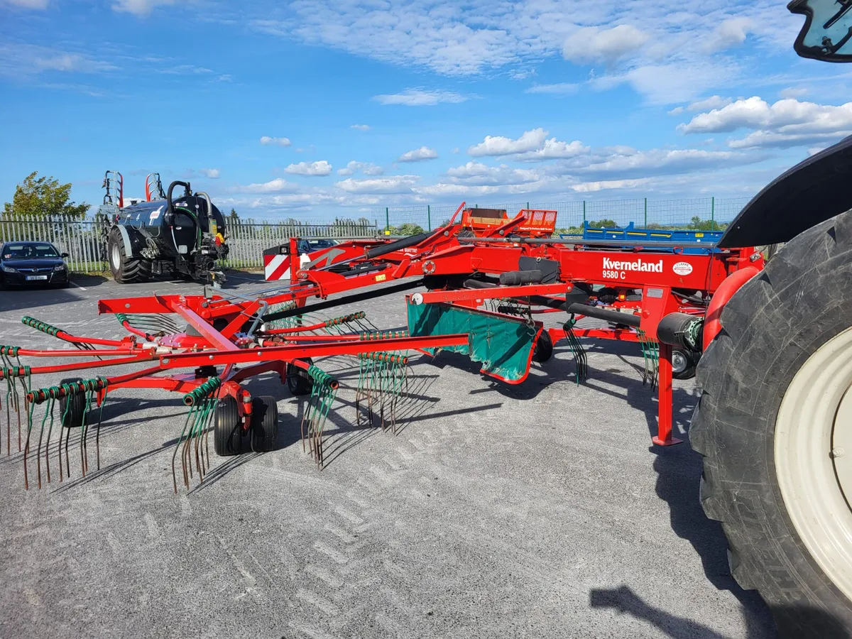 Kverneland 9580c Rake - Image 4