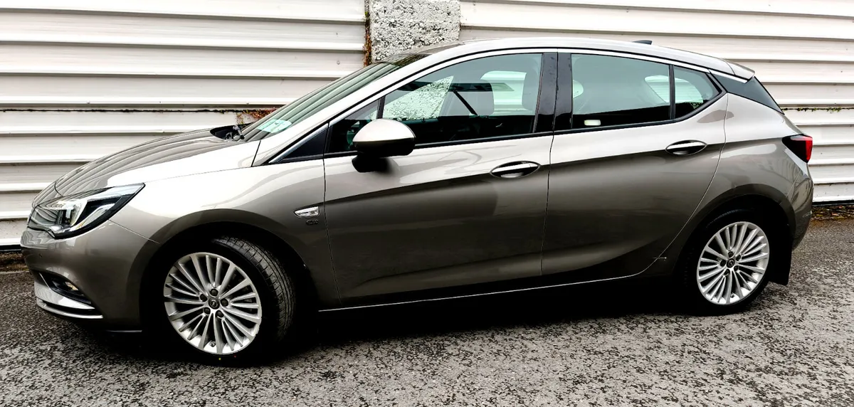 OPEL ASTRA ELITE HIGH SPEC - Image 3