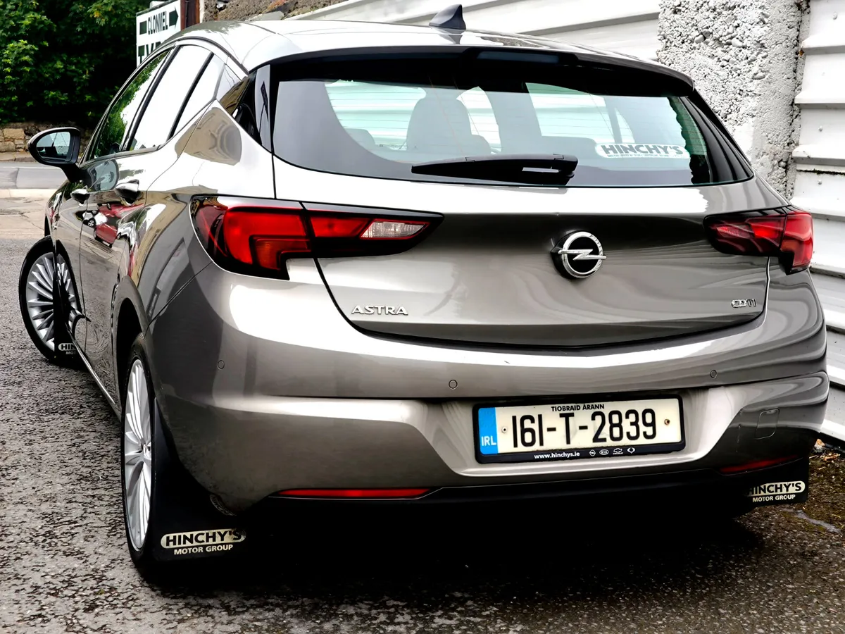 OPEL ASTRA ELITE HIGH SPEC - Image 4