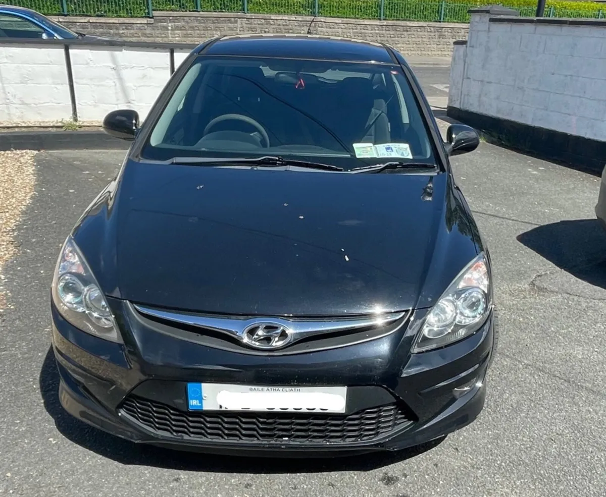Hyundai i30 2011 - Image 1
