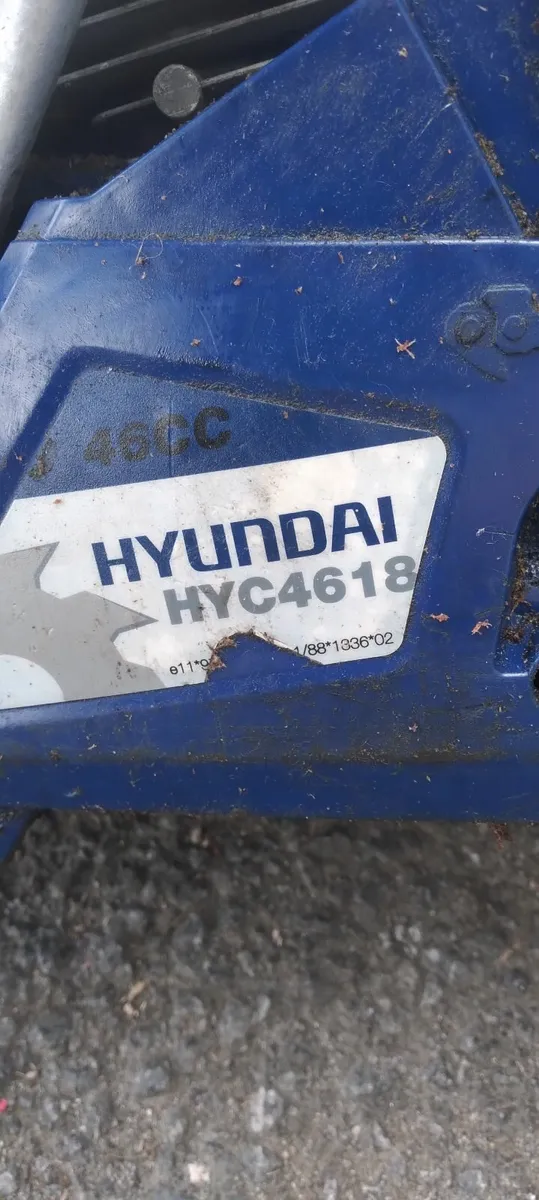Hyundai chinasaw running well price too sell - Image 3